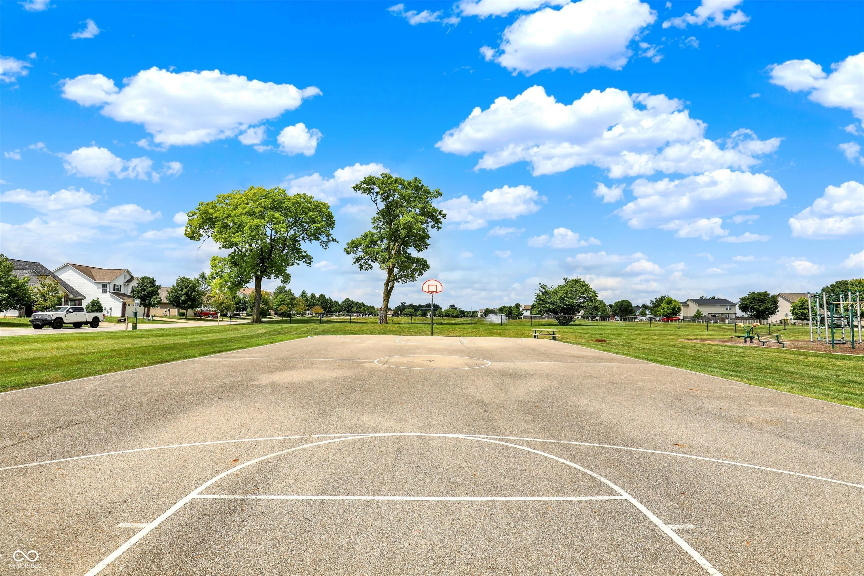 Noblesville, Indiana 46060, United States, 4 Bedrooms Bedrooms, ,3 BathroomsBathrooms,Residential,Active,195413