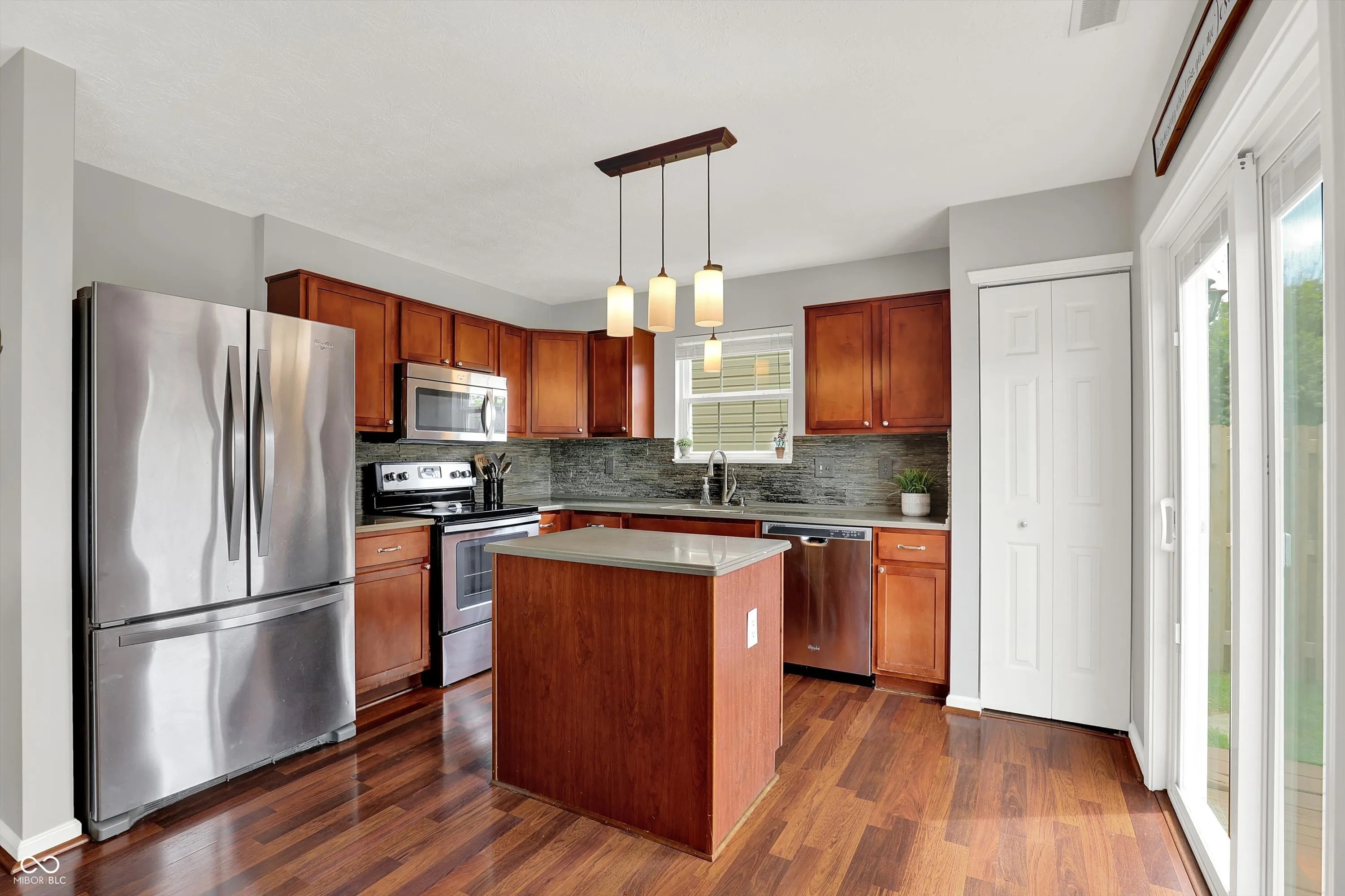 Noblesville, Indiana 46060, United States, 4 Bedrooms Bedrooms, ,3 BathroomsBathrooms,Residential,Active,195413