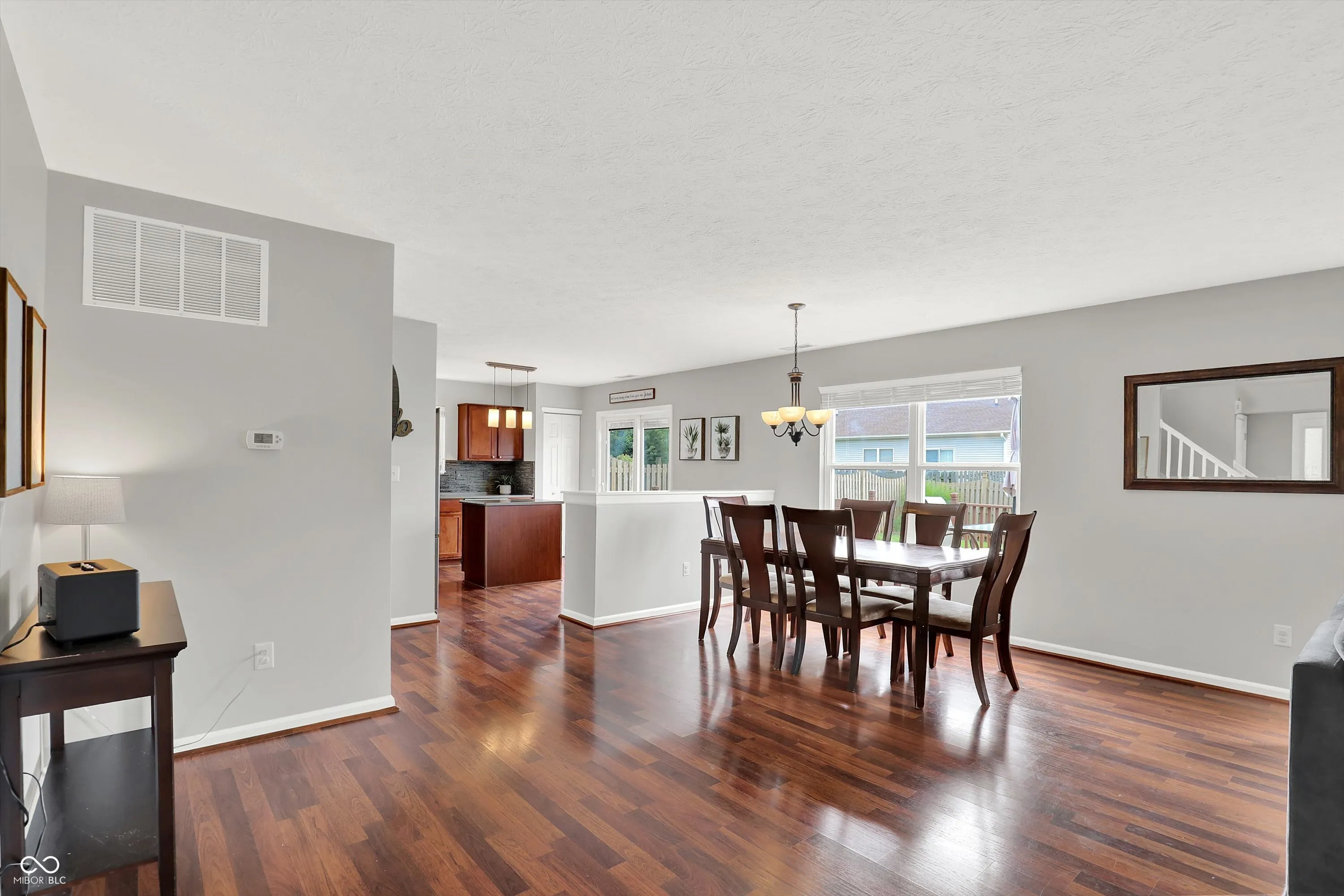 Noblesville, Indiana 46060, United States, 4 Bedrooms Bedrooms, ,3 BathroomsBathrooms,Residential,Active,195413