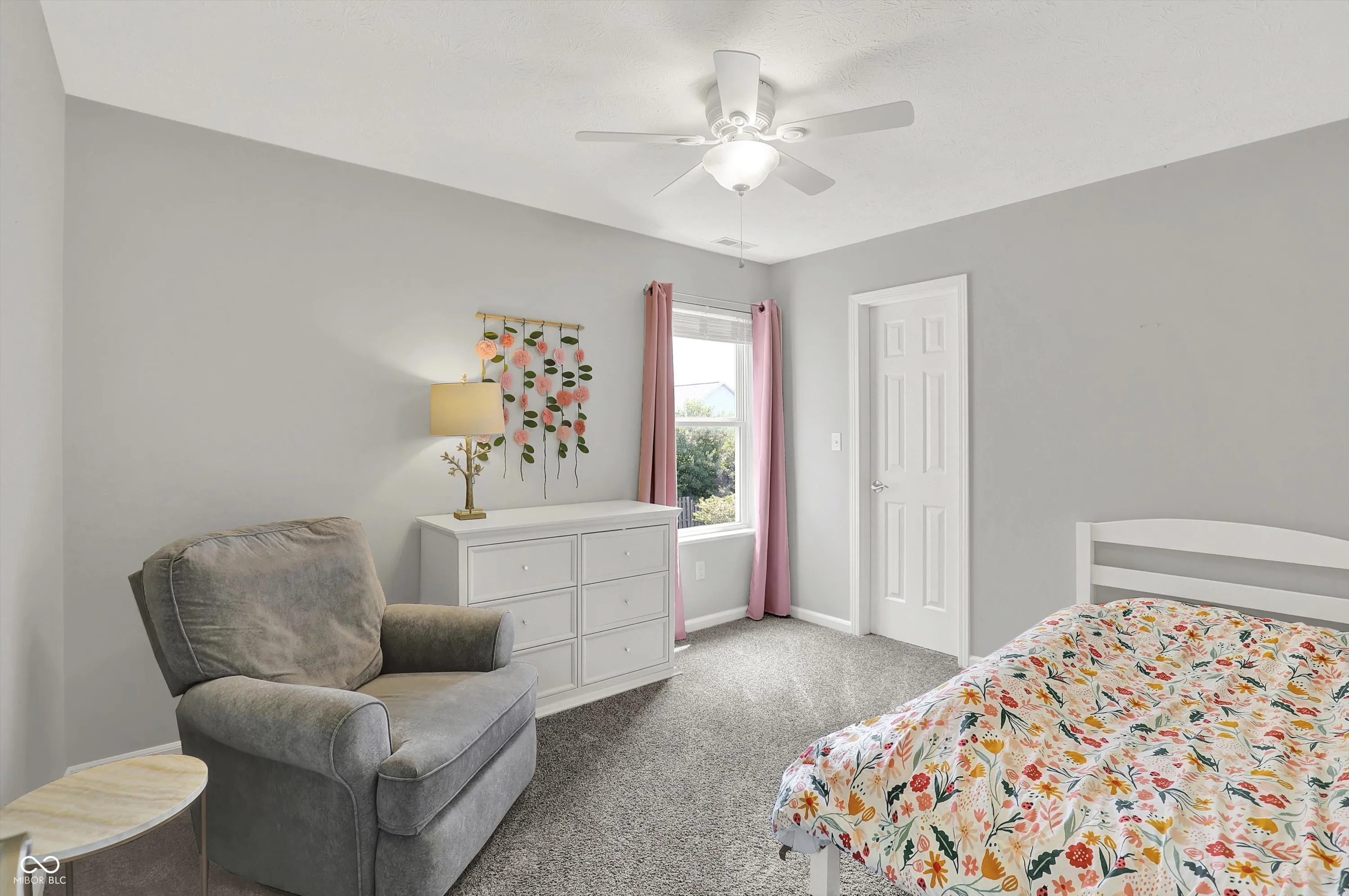 Noblesville, Indiana 46060, United States, 4 Bedrooms Bedrooms, ,3 BathroomsBathrooms,Residential,Active,195413