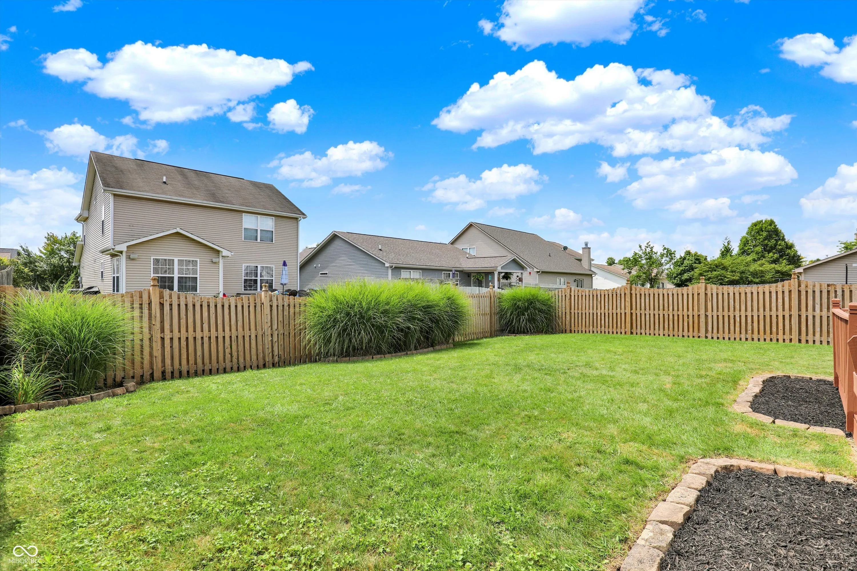 Noblesville, Indiana 46060, United States, 4 Bedrooms Bedrooms, ,3 BathroomsBathrooms,Residential,Active,195413