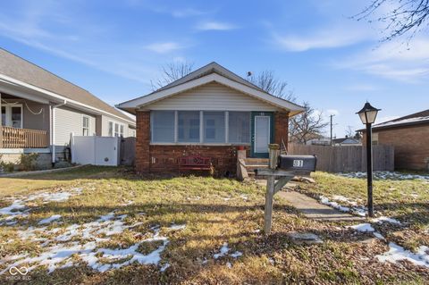 Photo of 81 N 8th Avenue, Beech Grove, IN 46107 (MLS # 22064894)