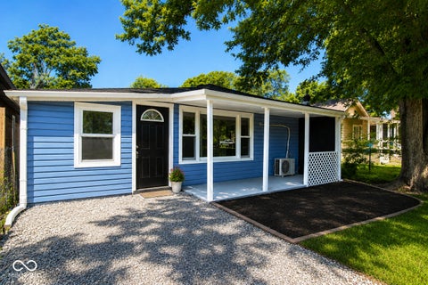 Photo of 2504 Collier Street, Indianapolis, IN 46241 (MLS # 22110603)