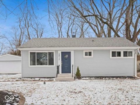 Photo of 3817 S Lasalle Street, Indianapolis, IN 46237 (MLS # 22083449)