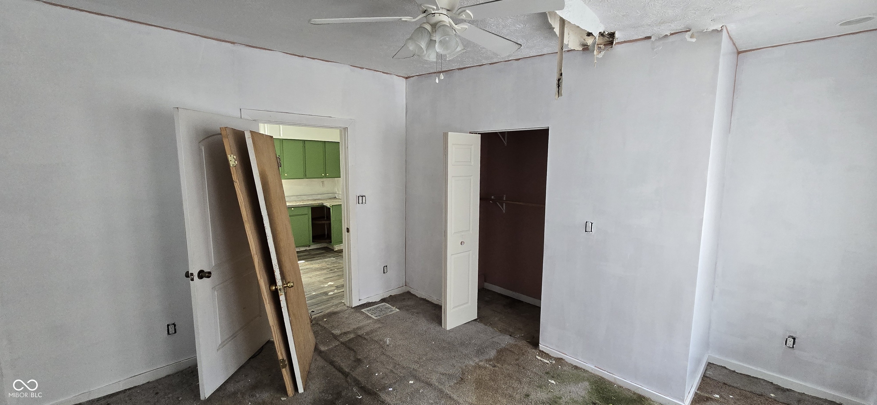 1217 W 31st