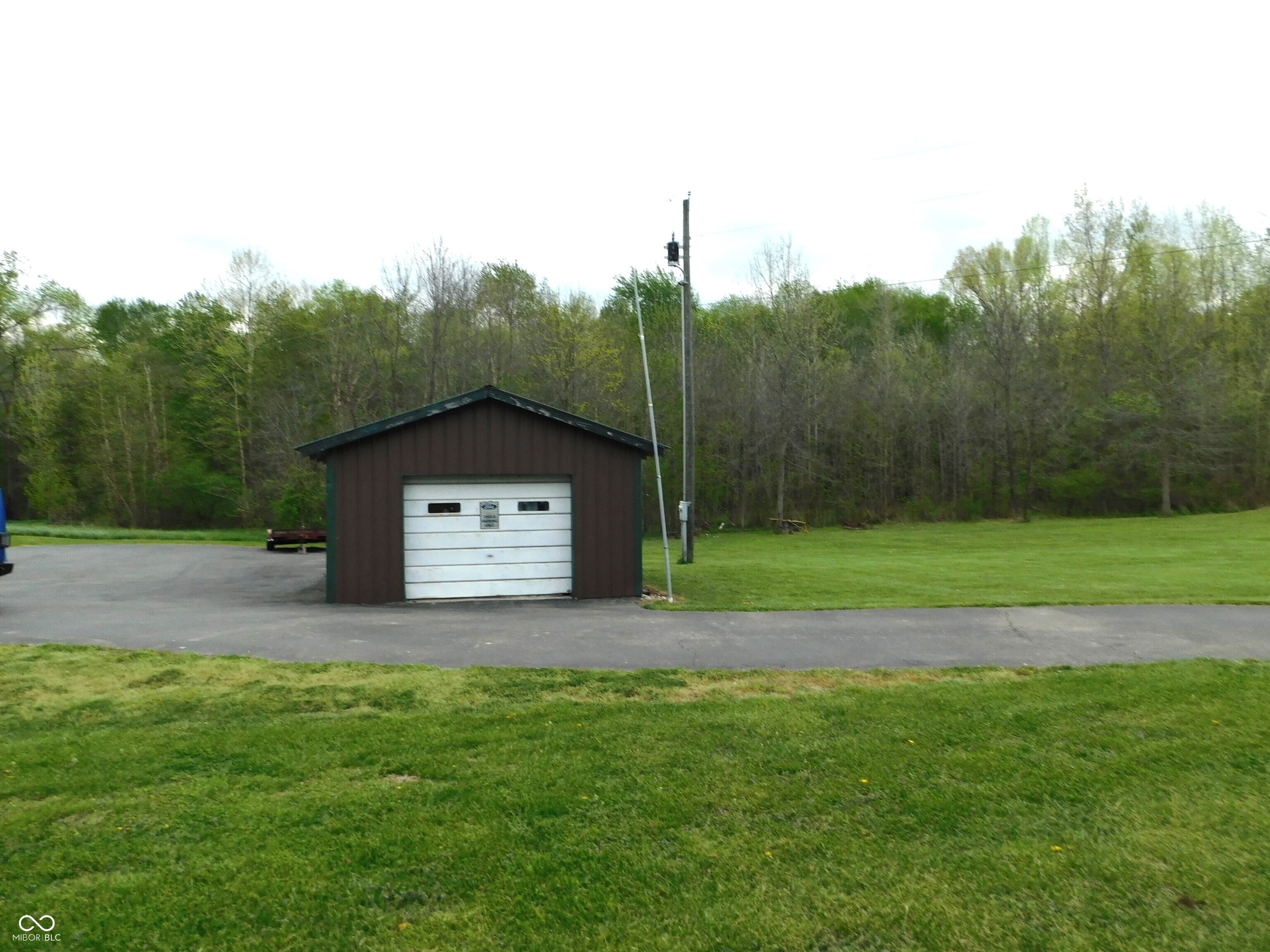 3737 W Thomastown Road