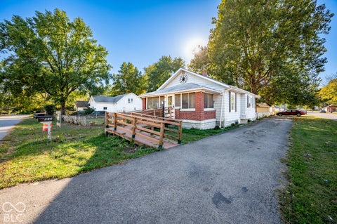 Photo of 802 S Rybolt Avenue, Indianapolis, IN 46241 (MLS # 22130879)