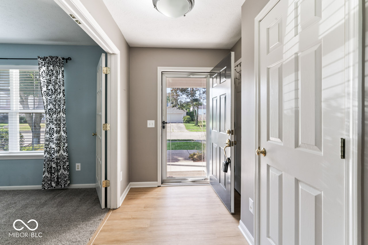 5872 Sandalwood Drive