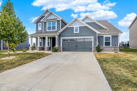 Photo of 13538 Longrise Lane, Fishers, IN 46037 (MLS # 22059700)