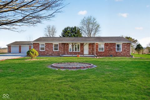 9348 E State Road 240 Coatesville IN 46121