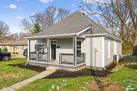 Photo of 704 W 7th Street, Seymour, IN 47274 (MLS # 22076012)