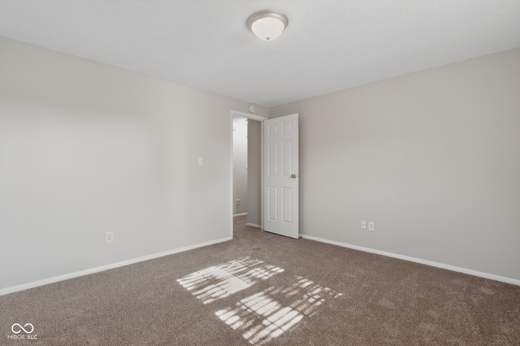 1322 Butternut Lane