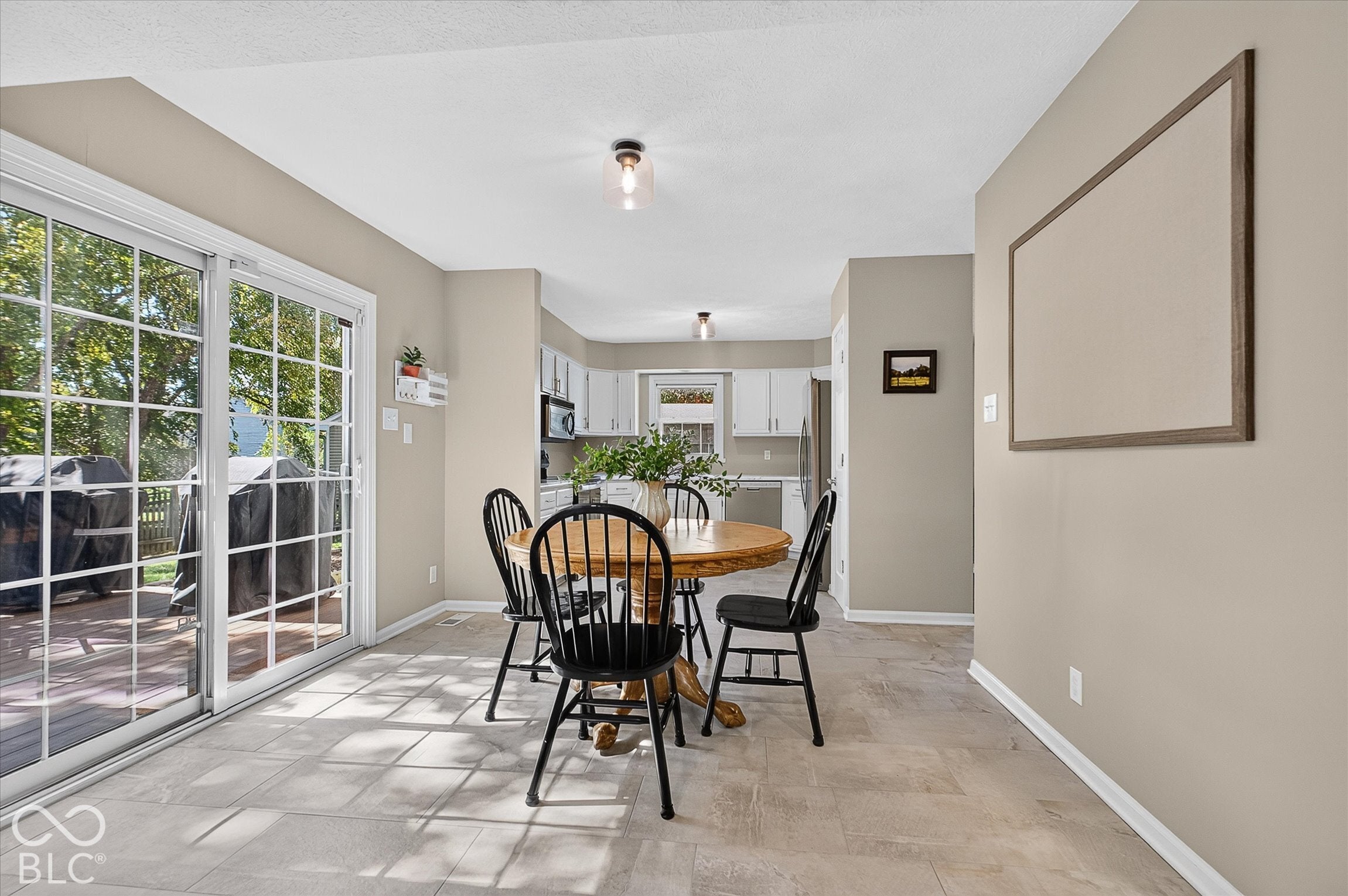 7599 Meadow Ridge Drive