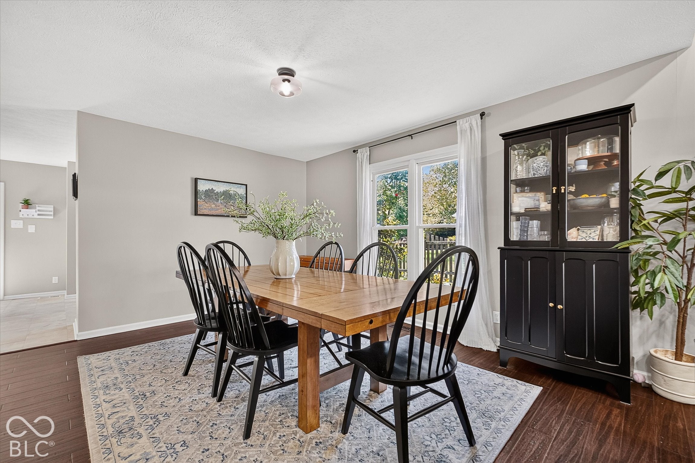 7599 Meadow Ridge Drive