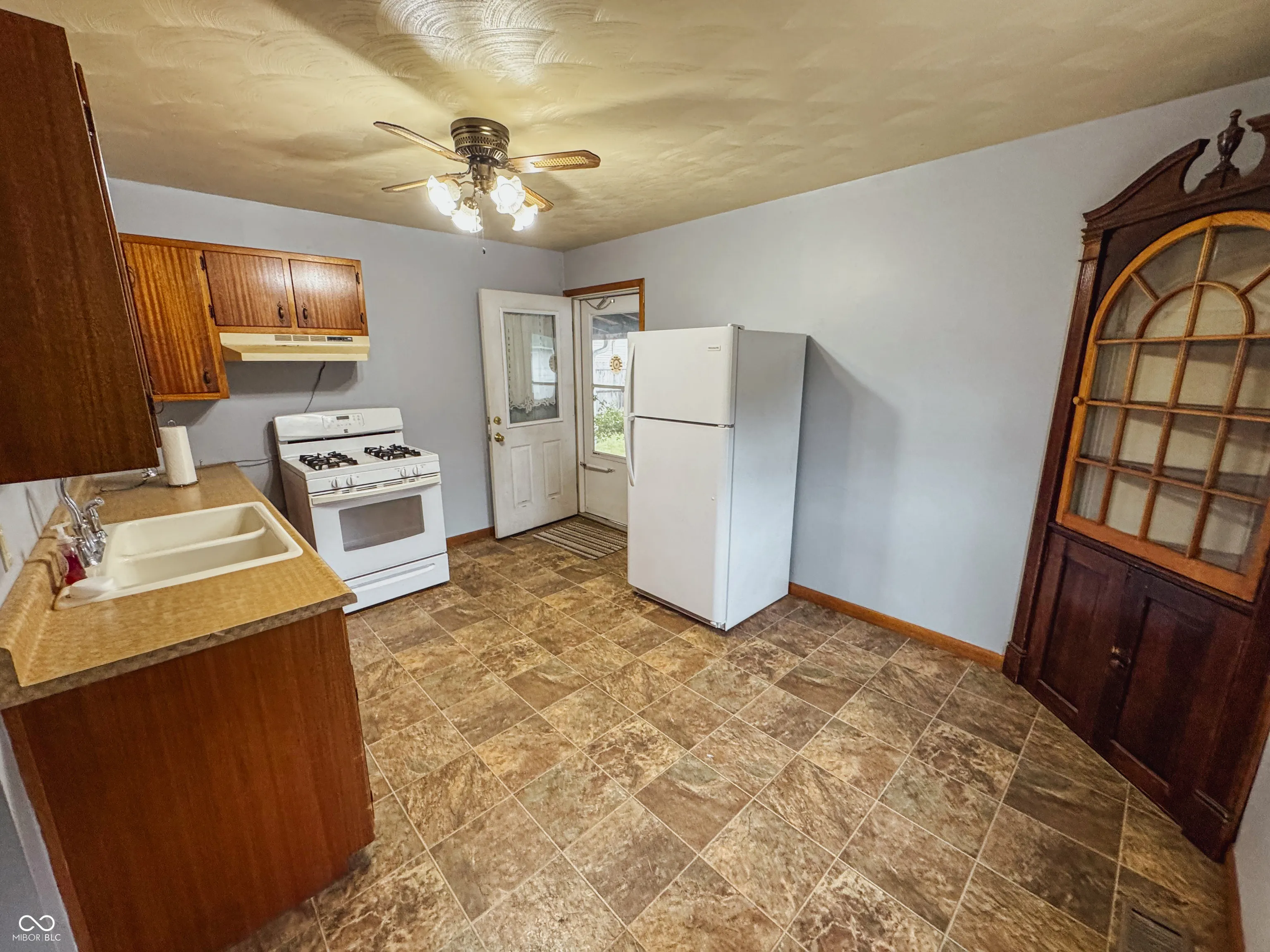 Frankfort, Indiana 46041, United States, 3 Bedrooms Bedrooms, ,1 BathroomBathrooms,Residential,Active,183519