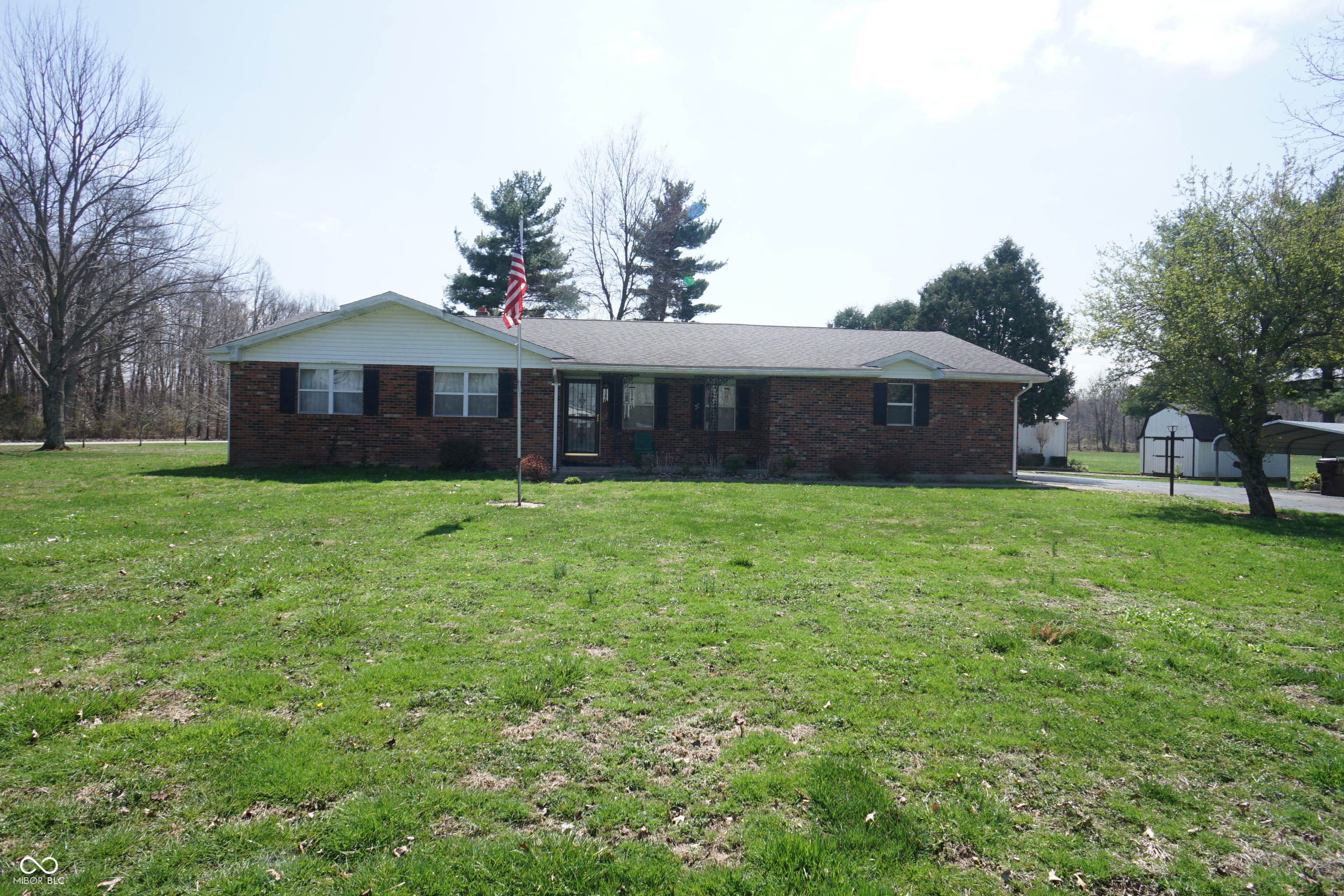 Listing image 1