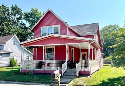 Photo of 613 N Spring Street, Greenfield, IN 46140 (MLS # 22057482)
