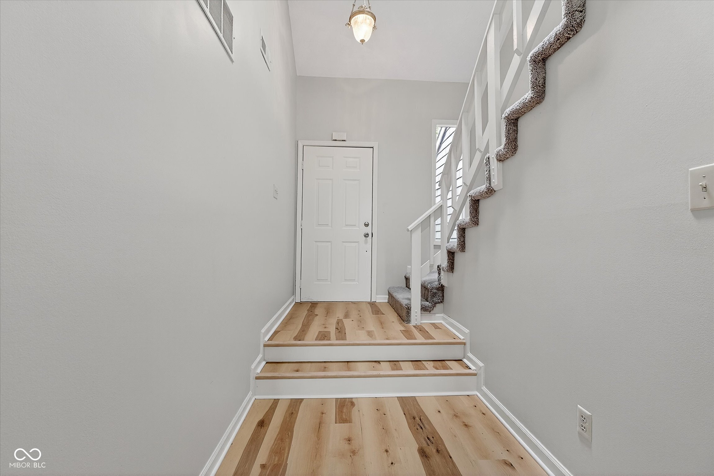 4606 Stansbury Lane