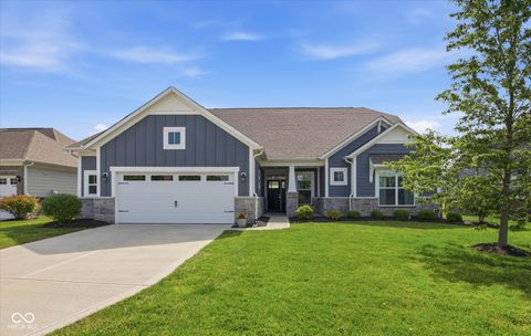 Photo of 10421 Oxer Drive, Fishers, IN 46040 (MLS # 22112968)