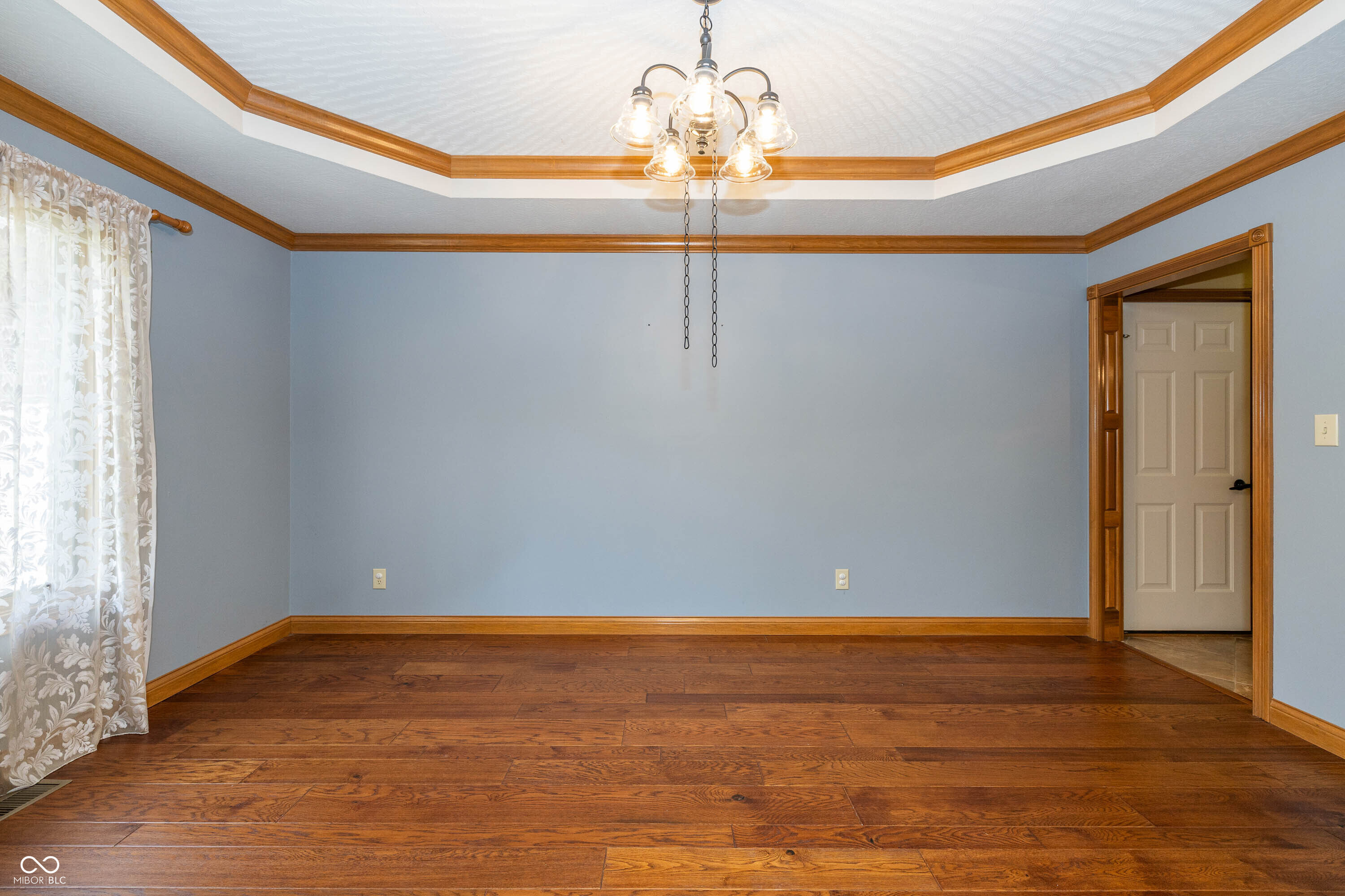 2037 Aspen Drive