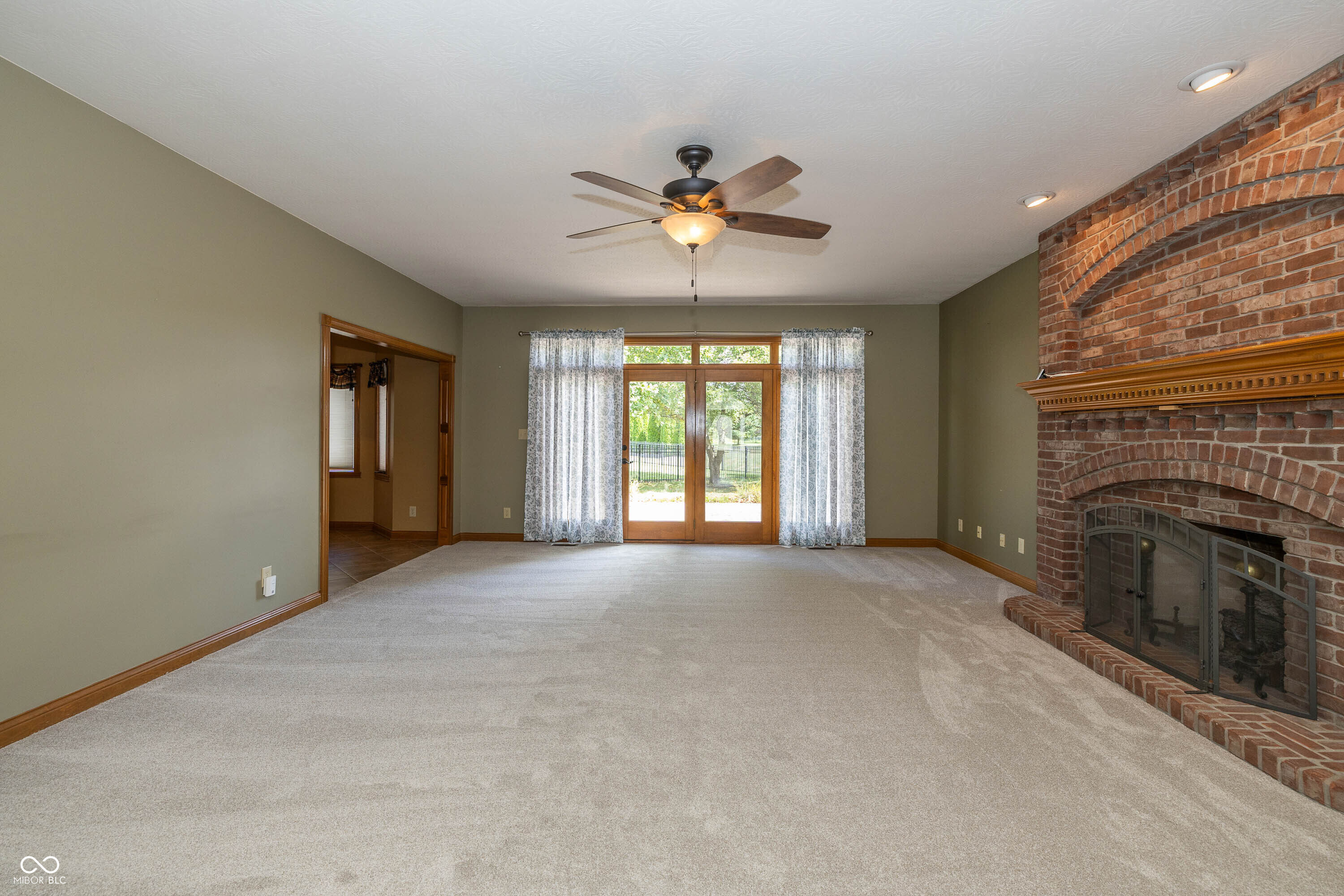 2037 Aspen Drive