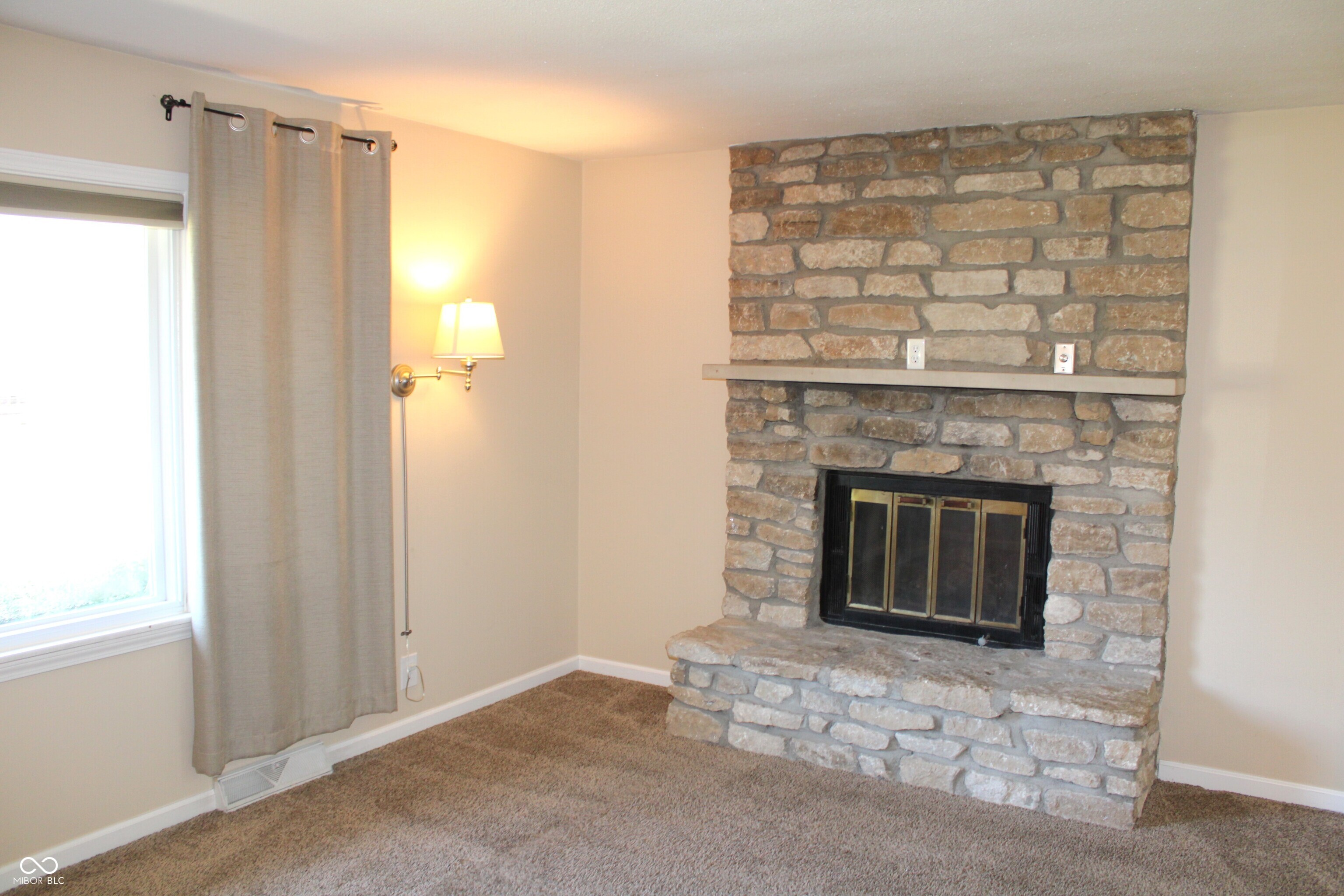 7395 N State Road 267