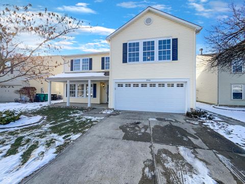 Photo of 2264 Edgewater Circle, Plainfield, IN 46168 (MLS # 22076173)