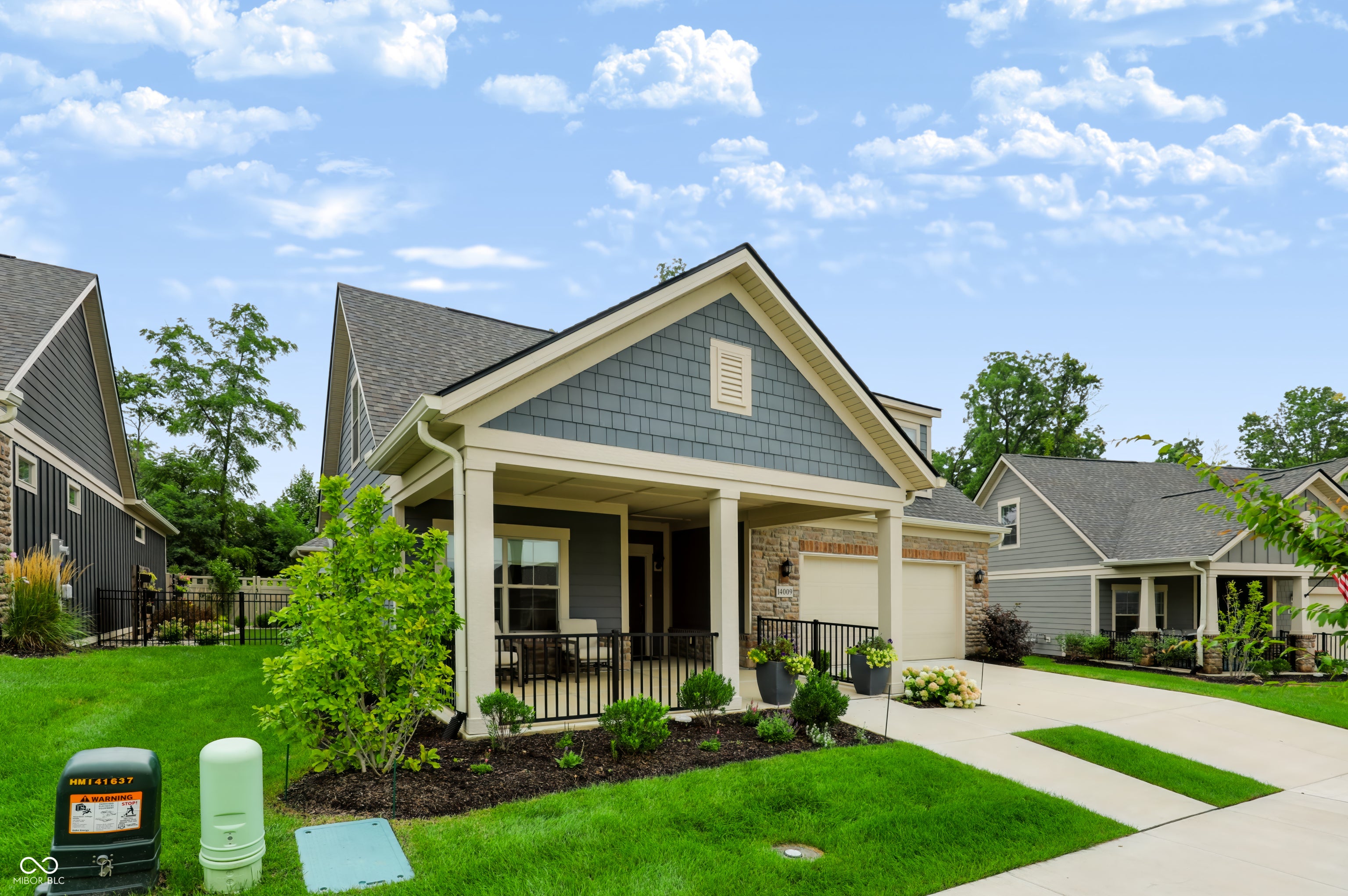 14009 Rowling Place