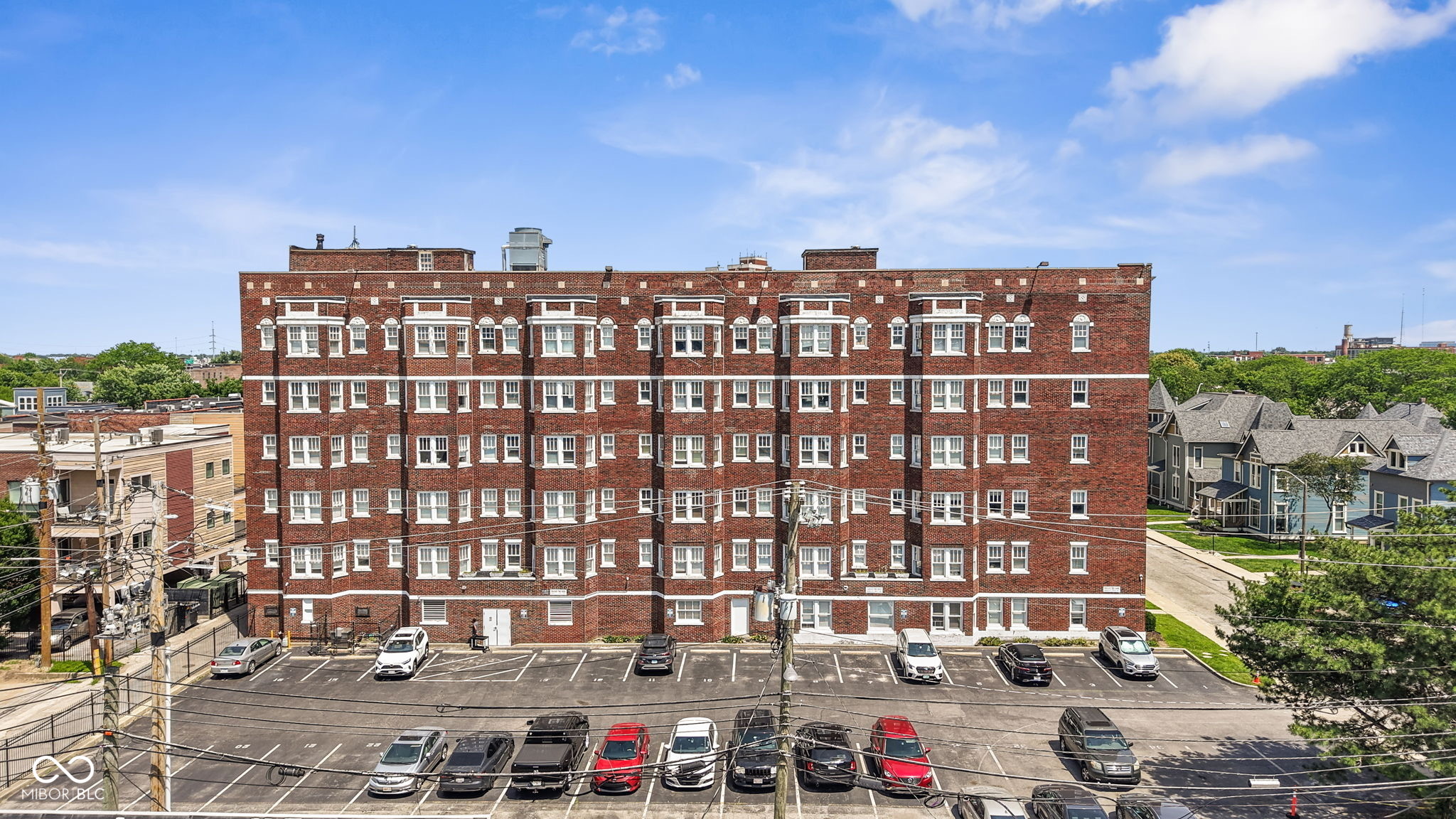 230 E 9th Street 503