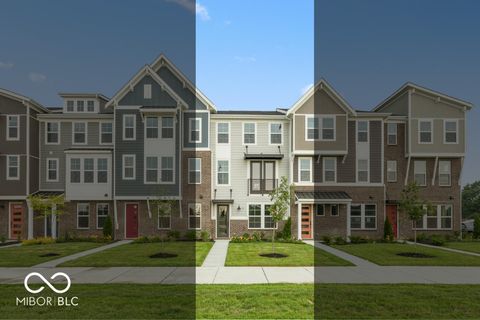 Photo of 7309 Bayview Run, McCordsville, IN 46055 (MLS # 22042432)