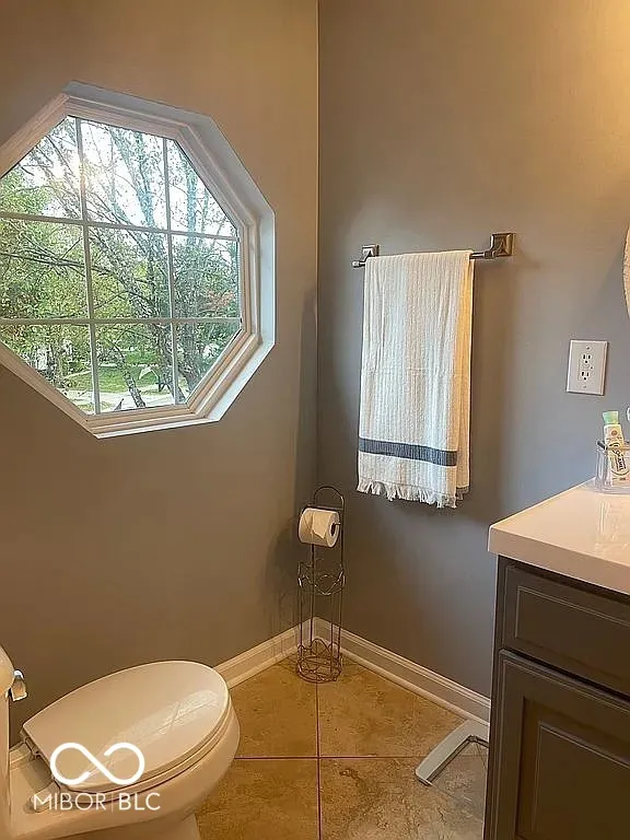 Fishers, Indiana 46040, United States, 4 Bedrooms Bedrooms, ,4 BathroomsBathrooms,Residential,Pending,239774