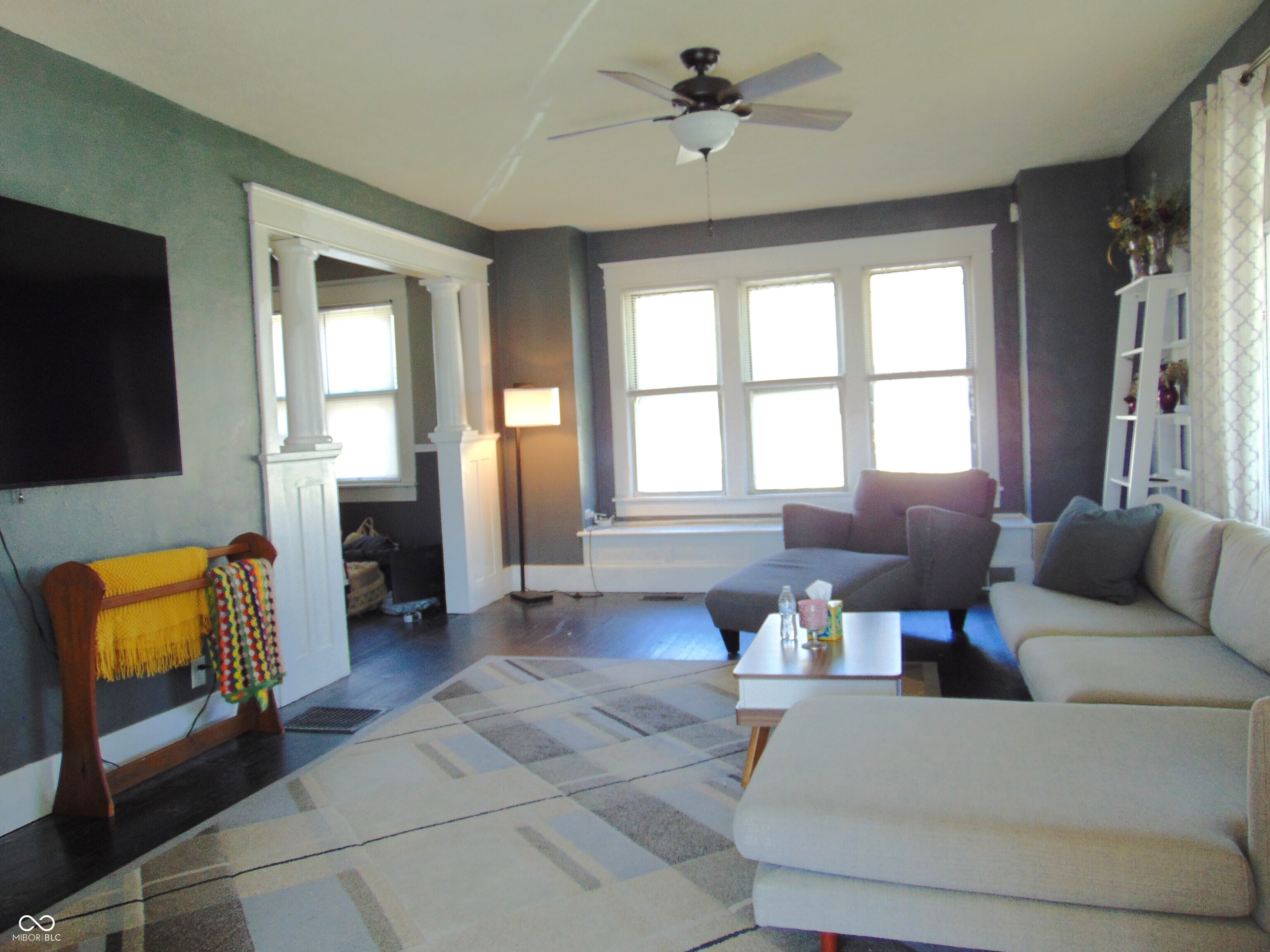 1302 S Prairie Street - Photo 2