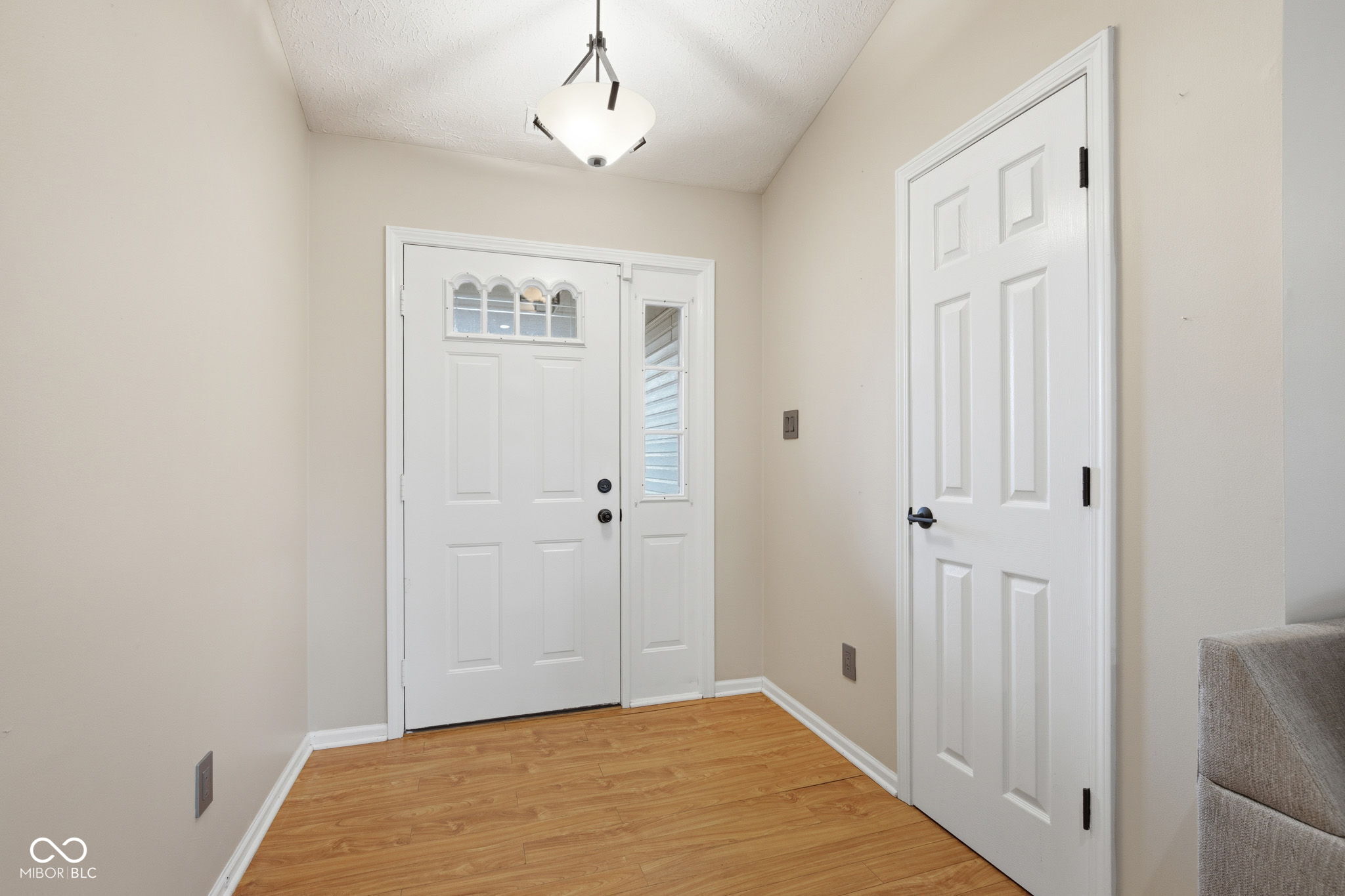 8449 Southern Springs Boulevard