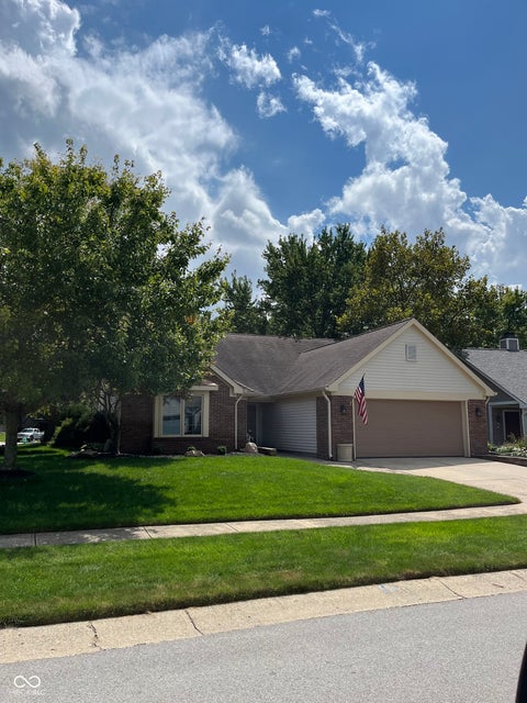 Photo of 6423 Franklin Court, Fishers, IN 46038 (MLS # 22124669)