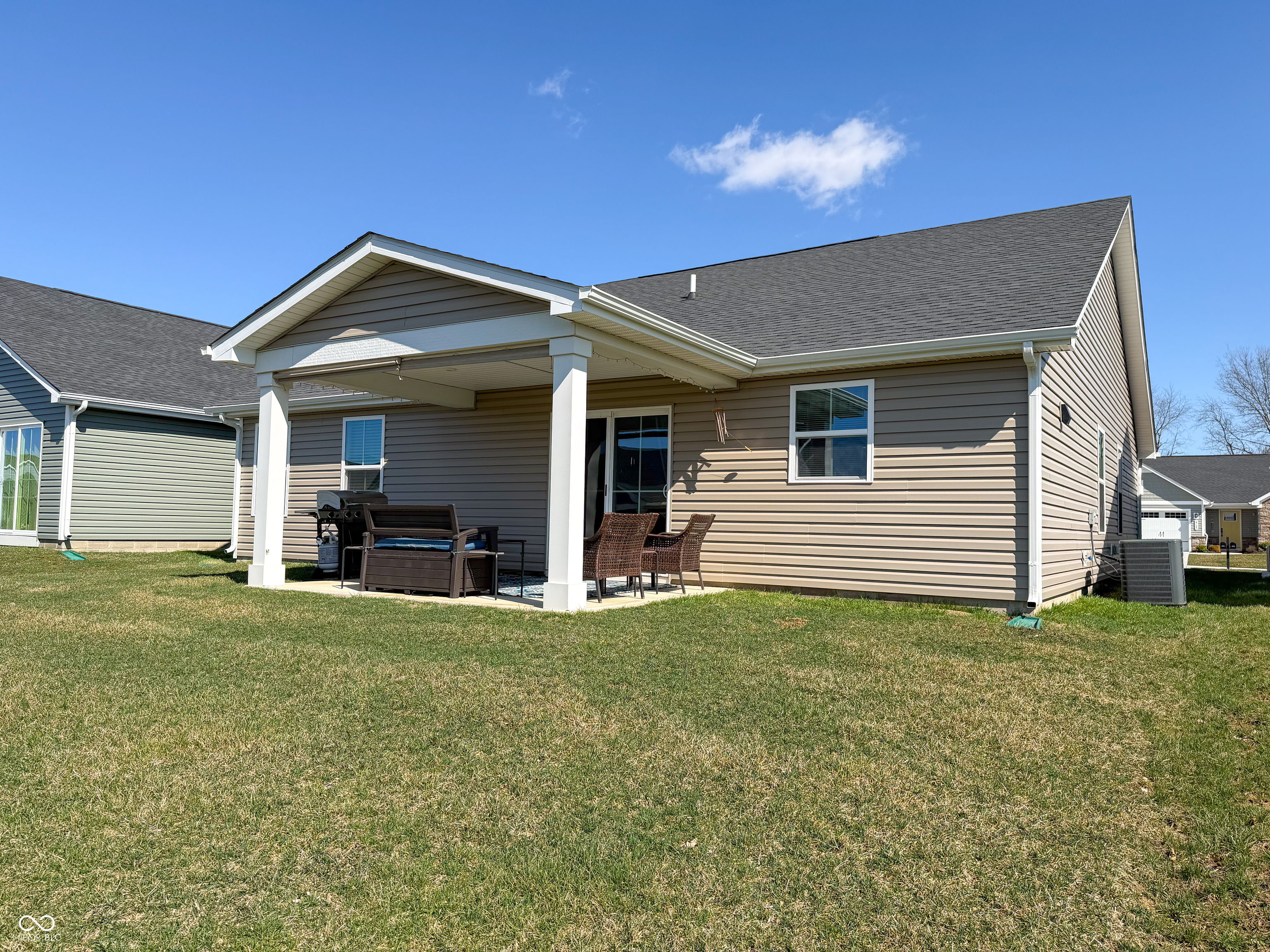 2724 Stonebridge Drive