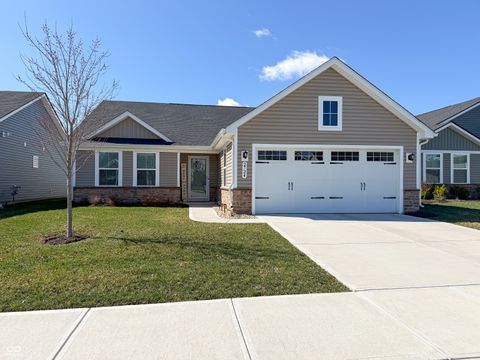 Photo of 2724 Stonebridge Drive, Lebanon, IN 46052 (MLS # 22088748)
