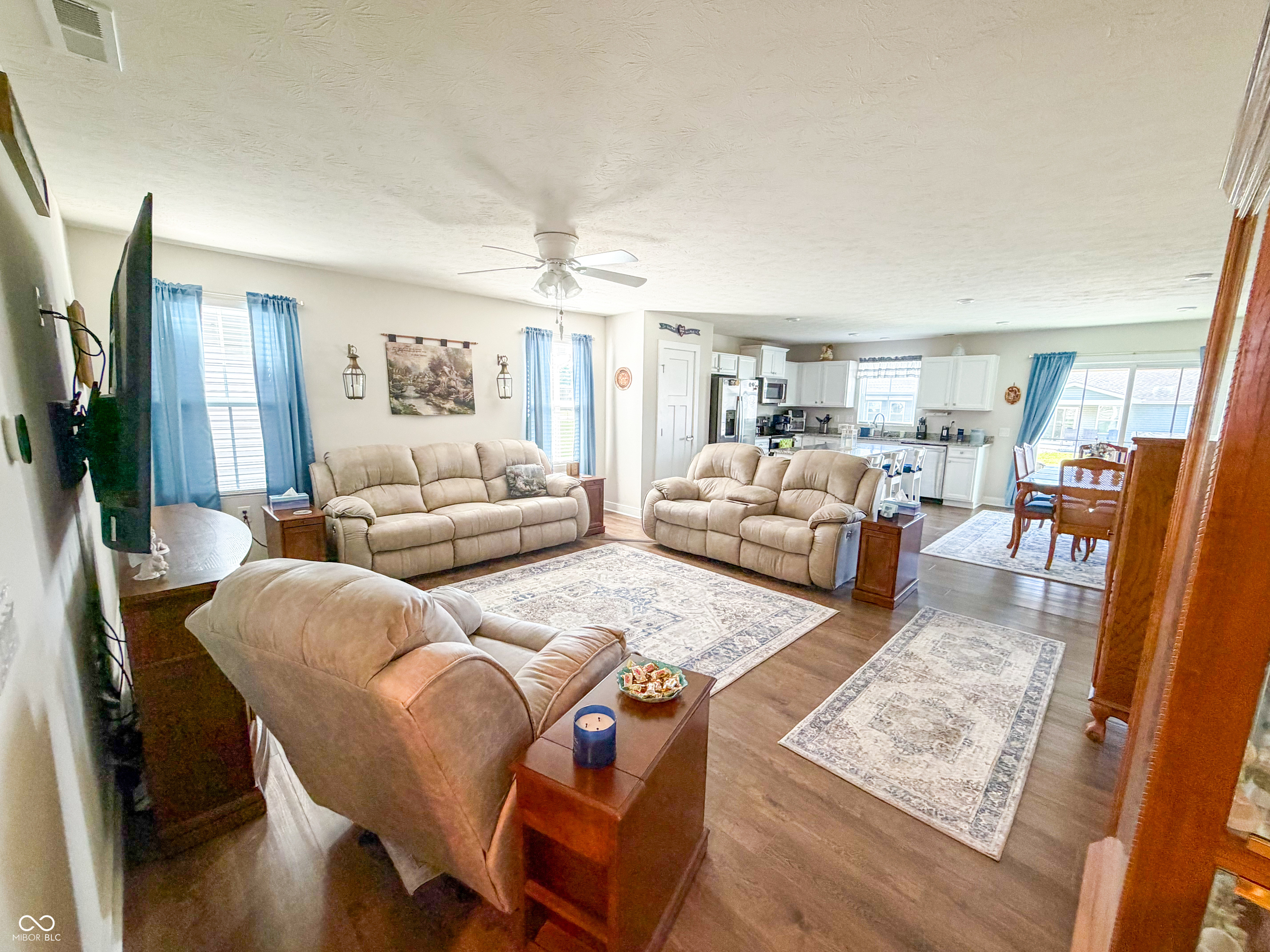 2724 Stonebridge Drive