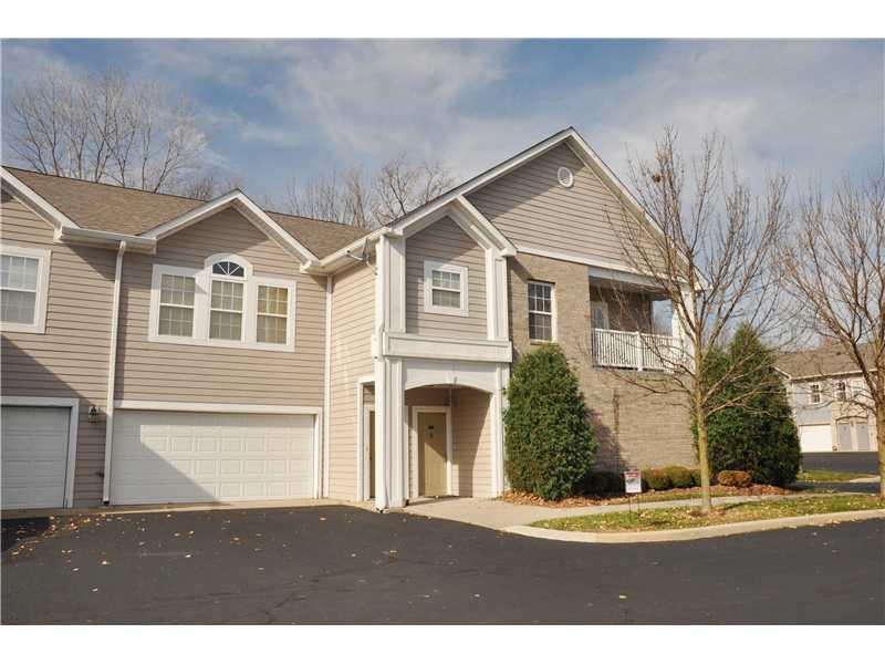 Exterior Front. Fantastic Condo located in The Retreat close to Keystone at the Crossing, Nora, Downtown Carmel, Castleton and Broad Ripple!