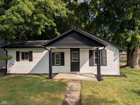 Photo of 60 W Poston Road, Martinsville, IN 46151 (MLS # 22126226)