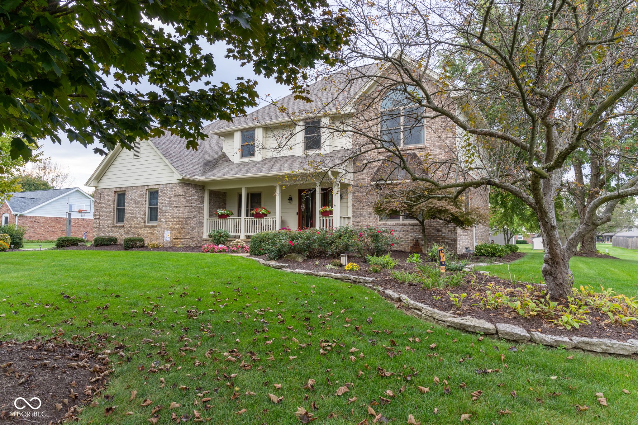 5407 W Granite Court