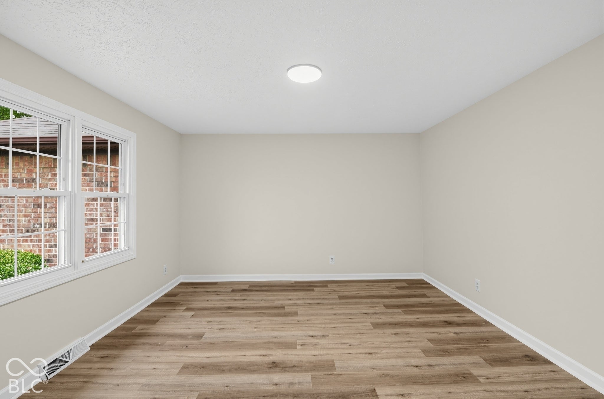4147 W Fairview Road