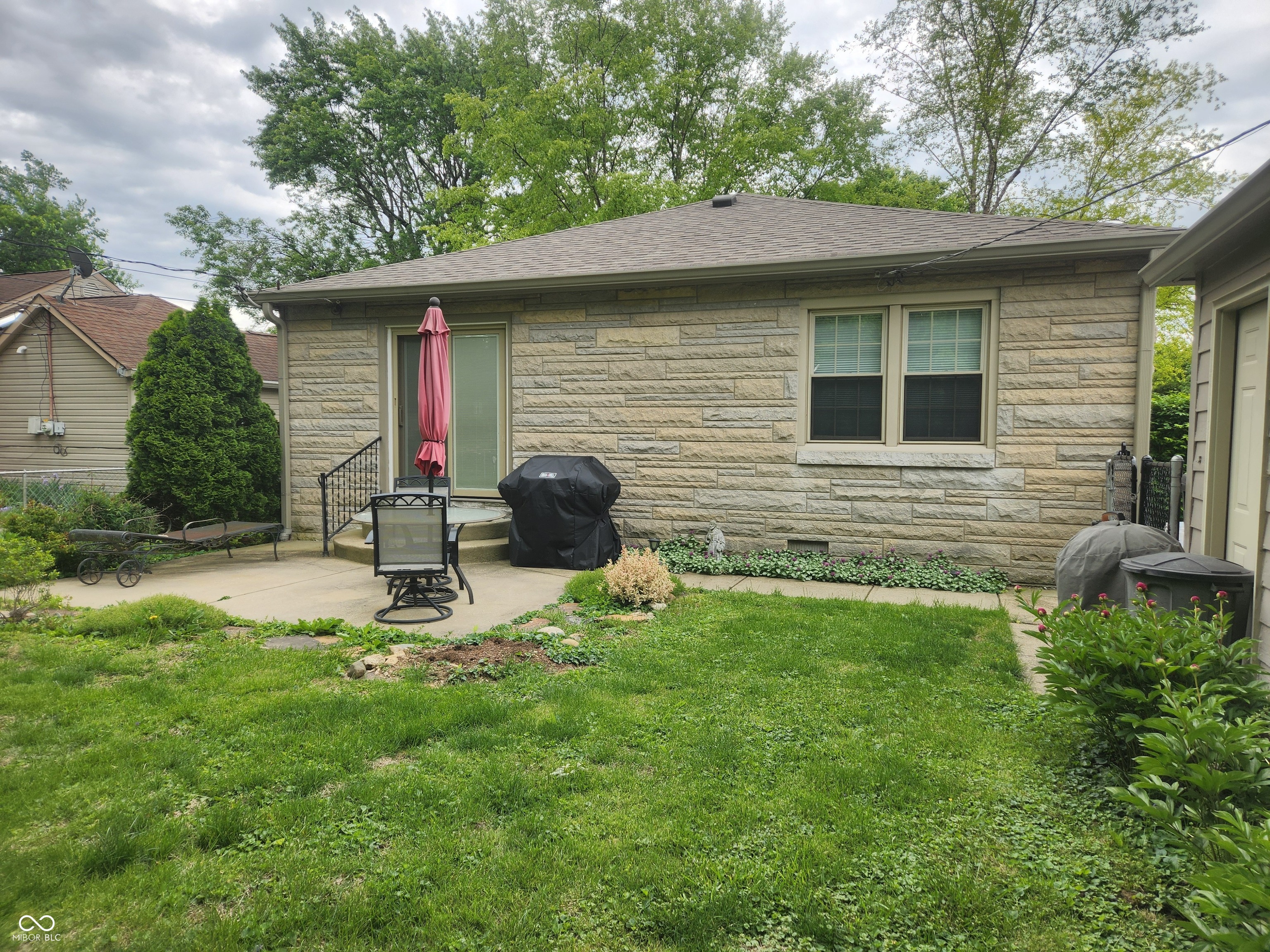 1352 Southview Drive