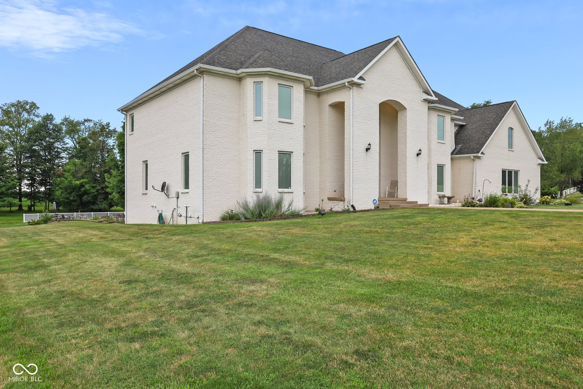 8292 S State Road 39 Road S