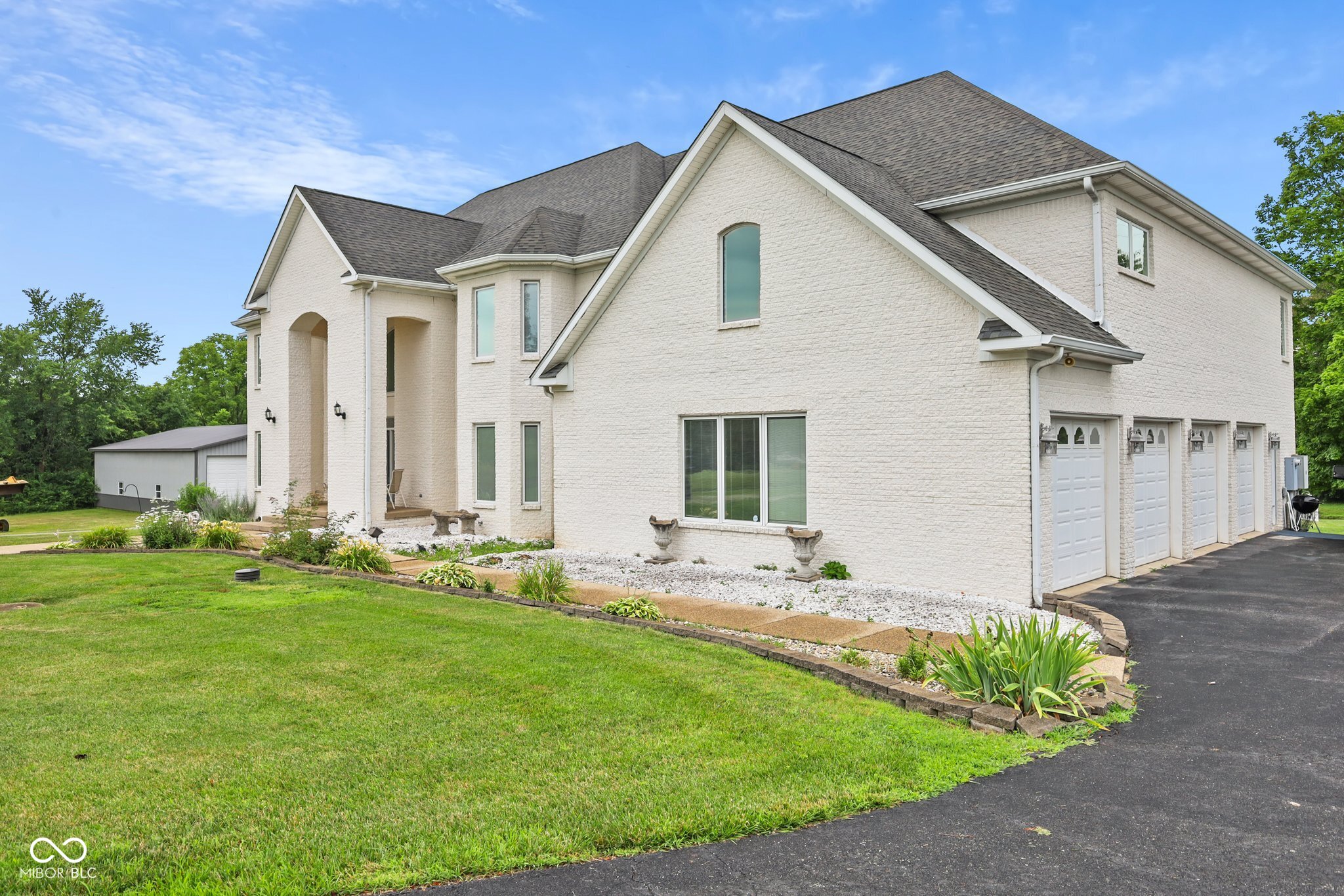 8292 S State Road 39 Road S