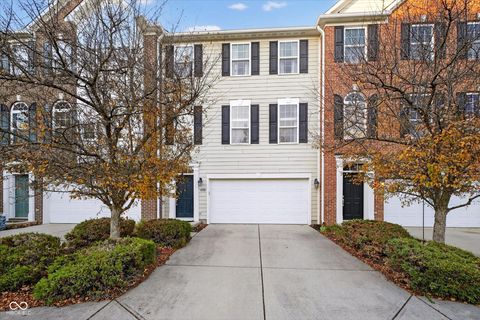 Photo of 9050 Sparta Drive, Fishers, IN 46038 (MLS # 22073091)