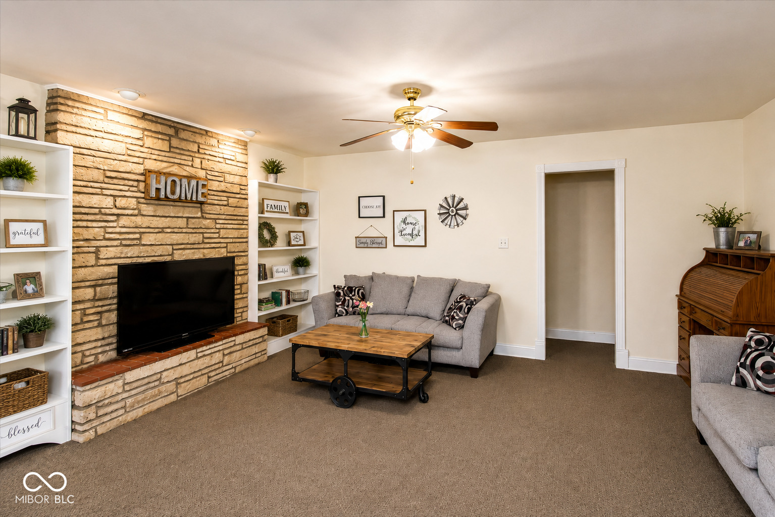 7367 Austin Drive