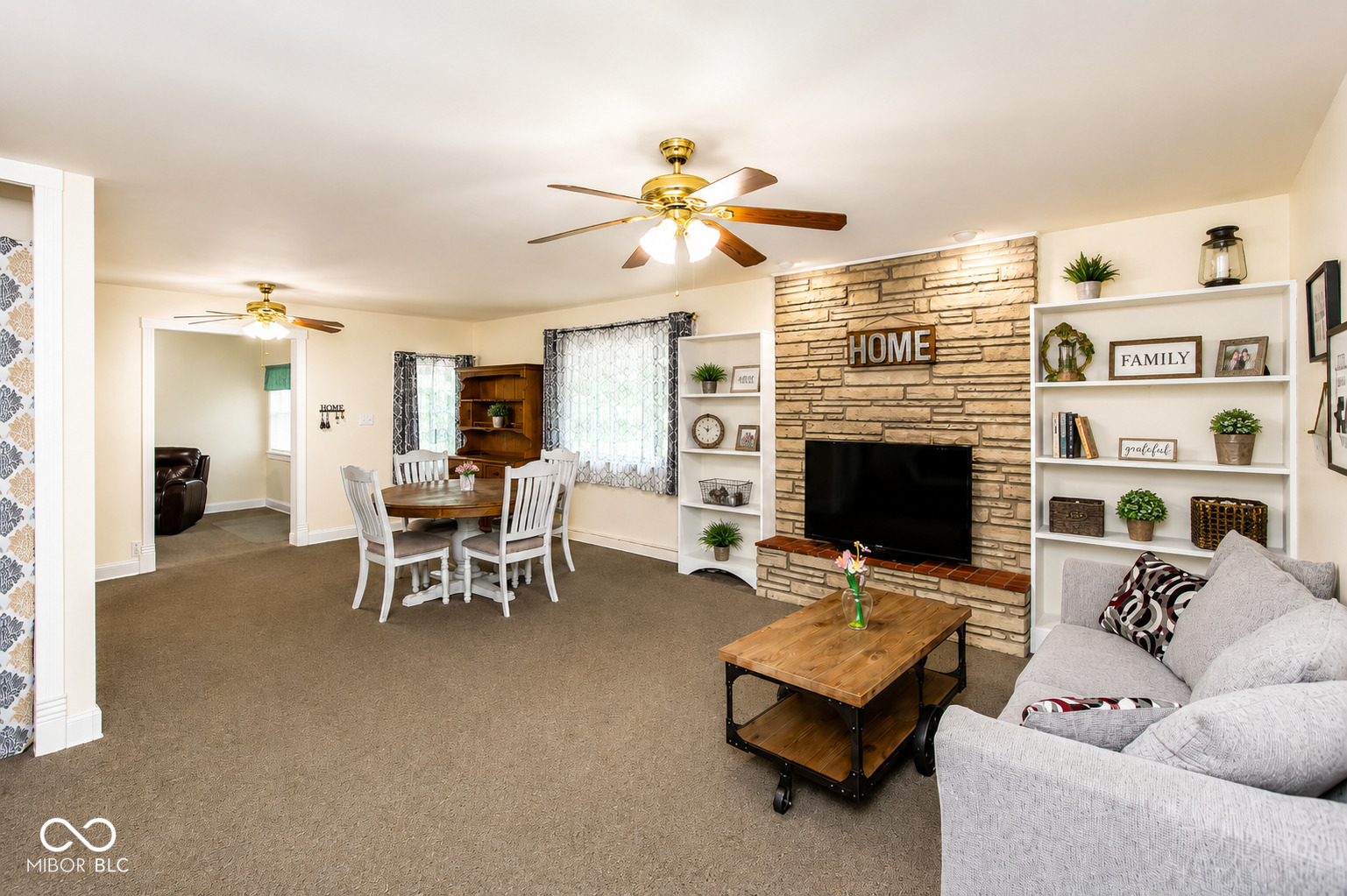 7367 Austin Drive