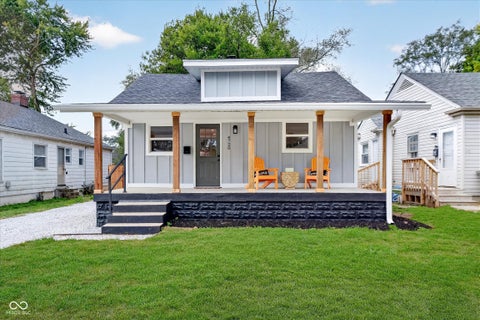Photo of 4720 Caroline Street, Indianapolis, IN 46205 (MLS # 22125561)