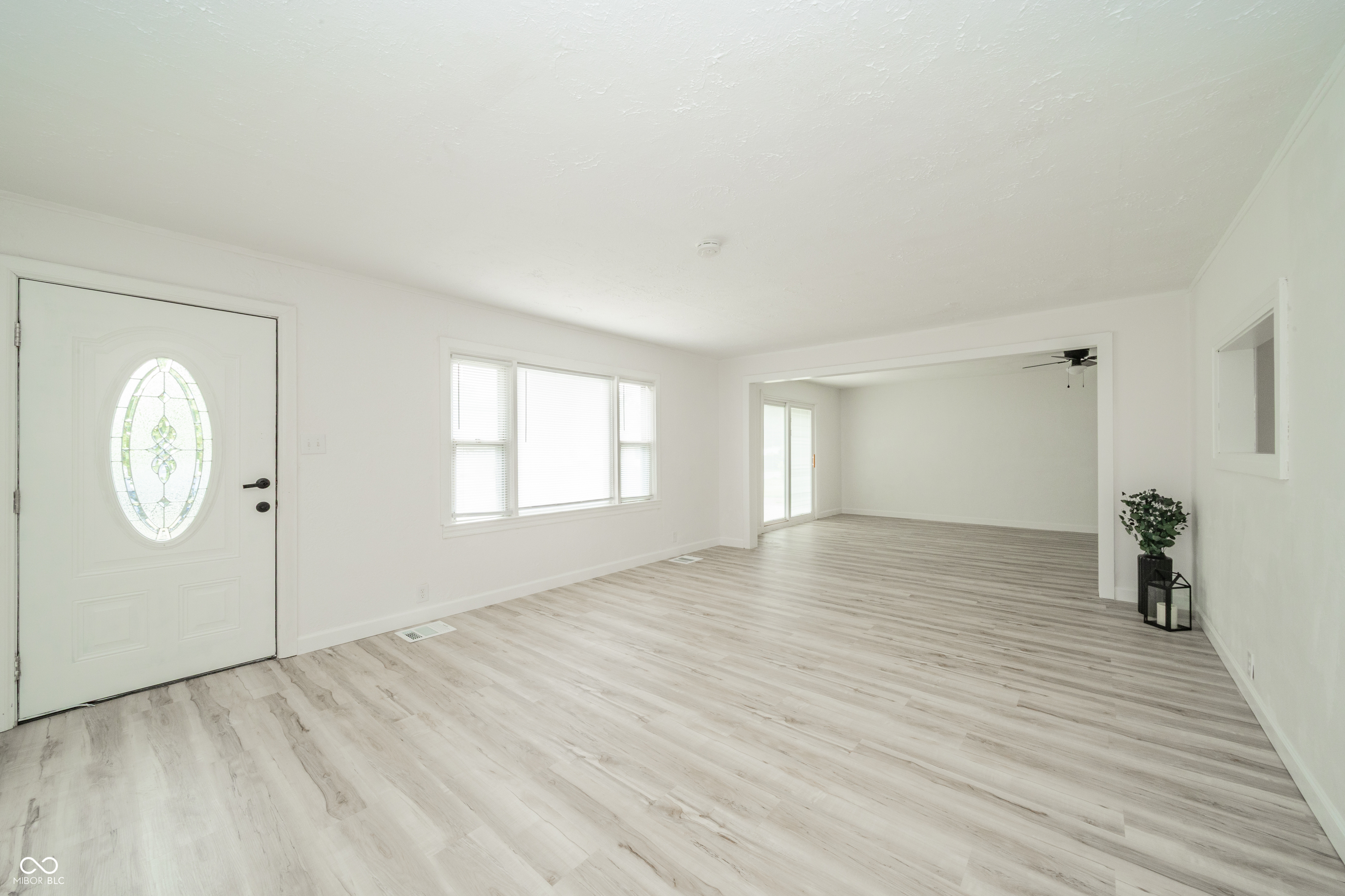 800 W Harvard Avenue