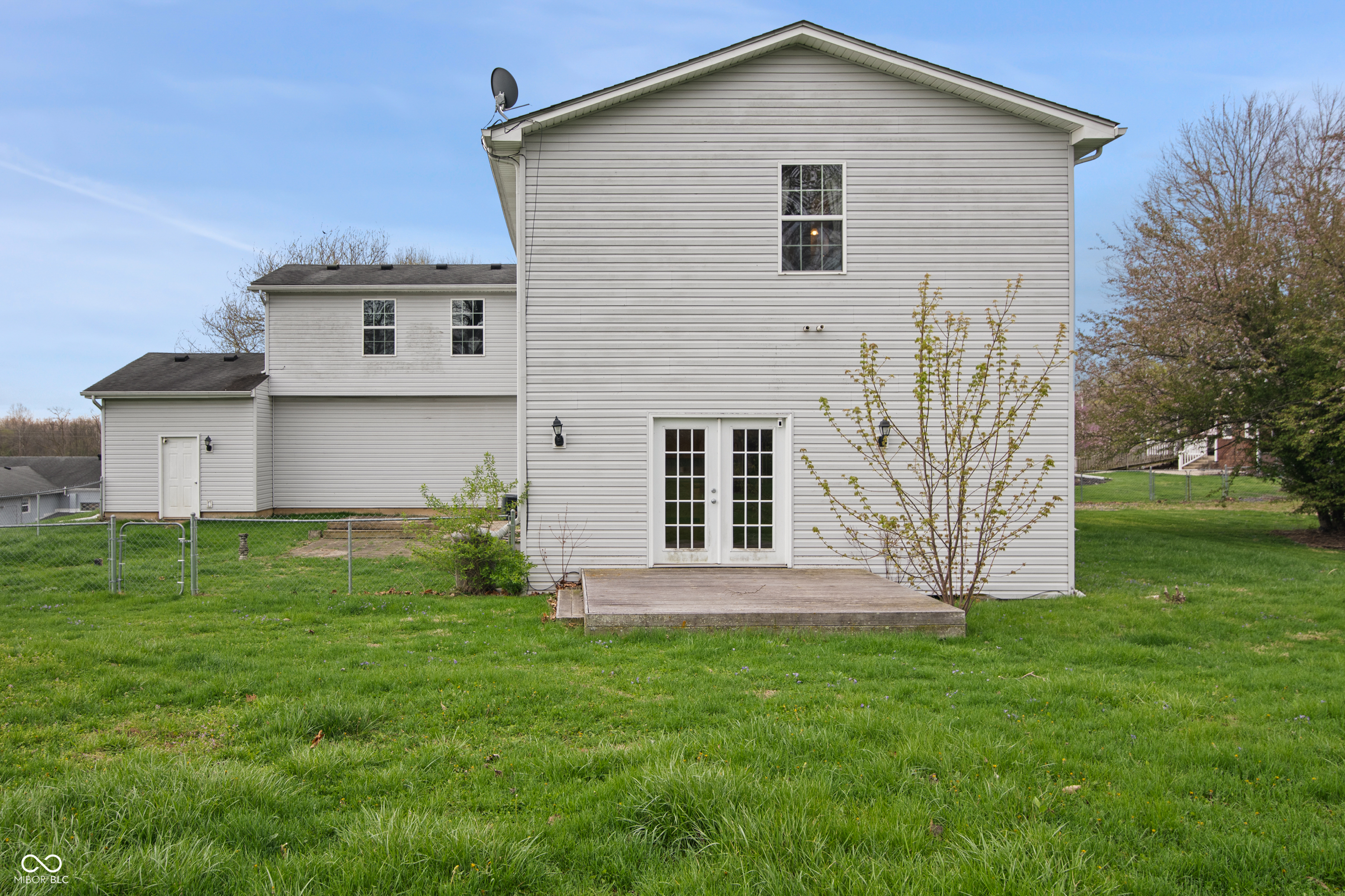 4124 E Us Highway 40